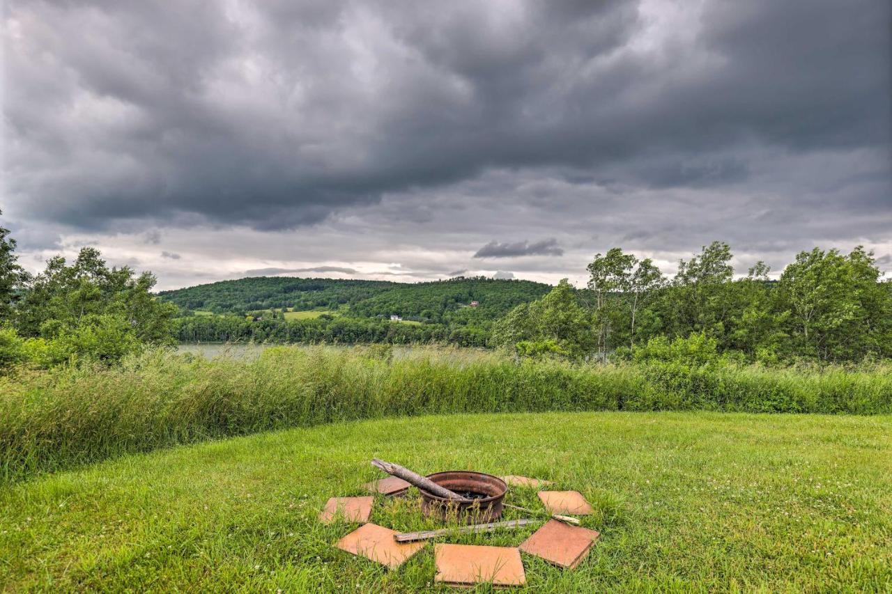 Apartment With Shared Deck And View Of Cowanesque Lake Lawrenceville Eksteriør bilde