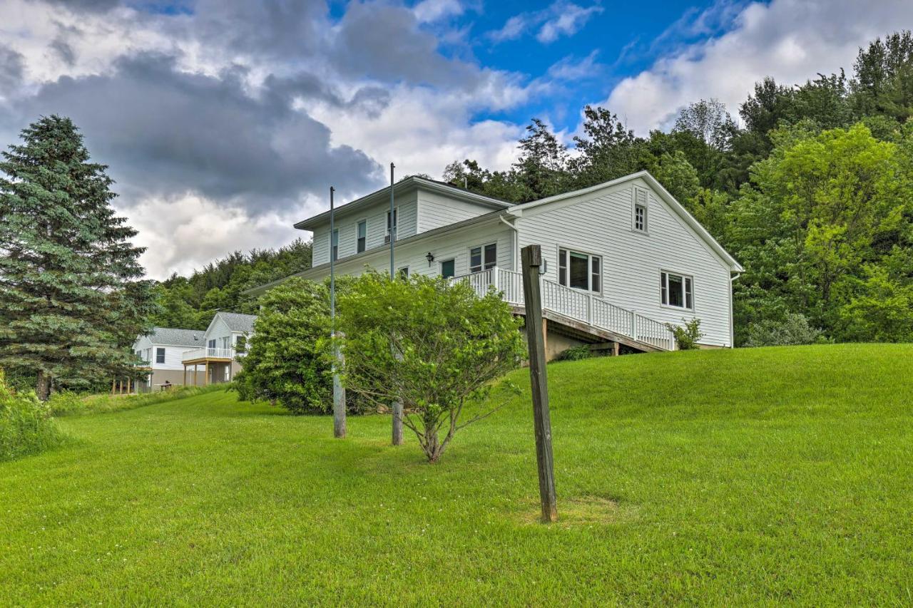 Apartment With Shared Deck And View Of Cowanesque Lake Lawrenceville Eksteriør bilde